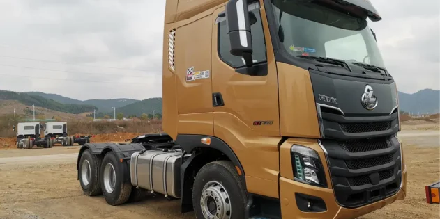 el-control-de-combustible-en-el-deposito-y-seguimiento-por-GPS-de-Chenglong-H7